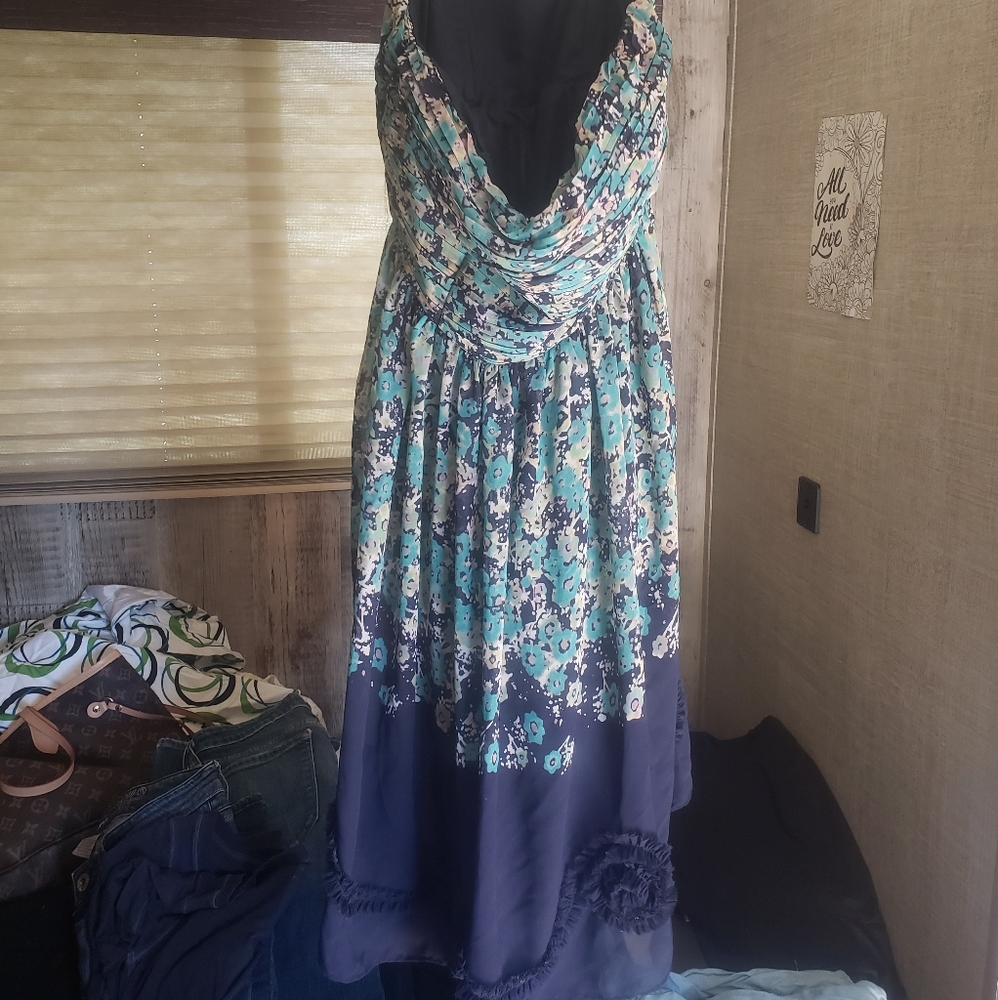 Strapless dress